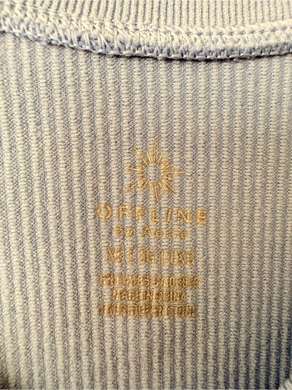 Cropped Light Blue Ribbed Long-Sleeve Top - Picture 2 of 3